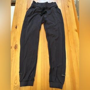 Lululemon black joggers